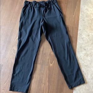 Lulu 7/8 On the Fly Pants